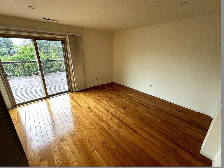 112 Alamo Ave — Photo 11