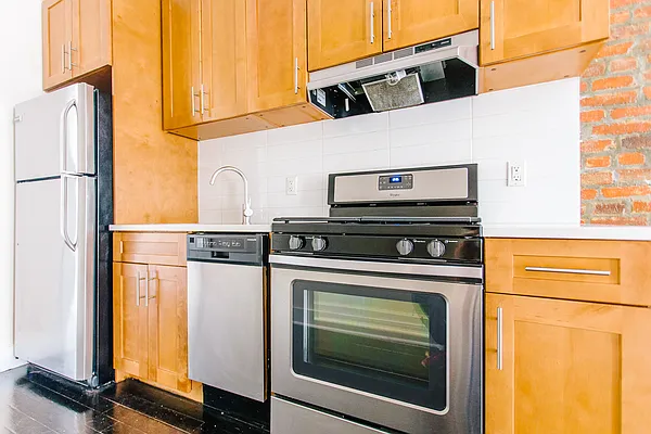 Rented by MySpaceNYC | media 22