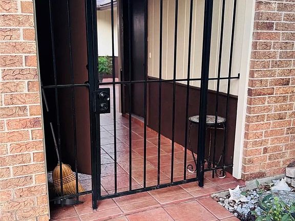 5th image of 2153 Alazan Dr #1