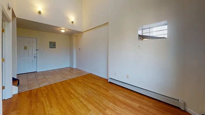 Rented by LandSeair Real Estate Group | media 2