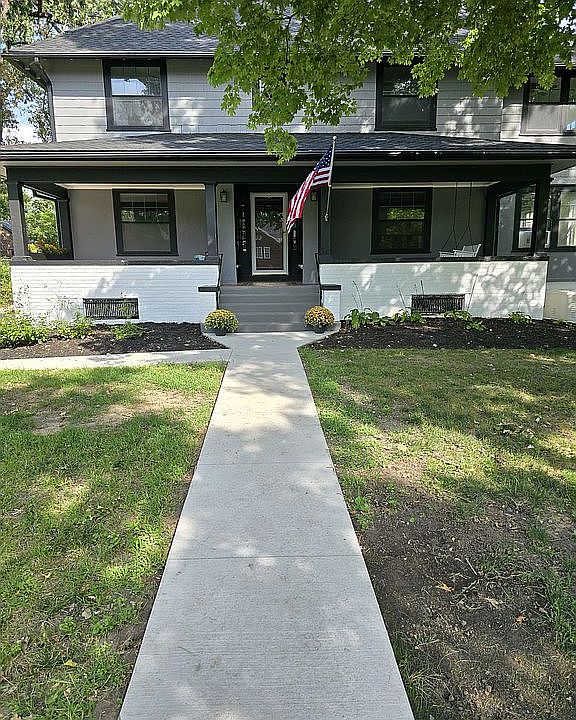 1st image of 529 43rd St