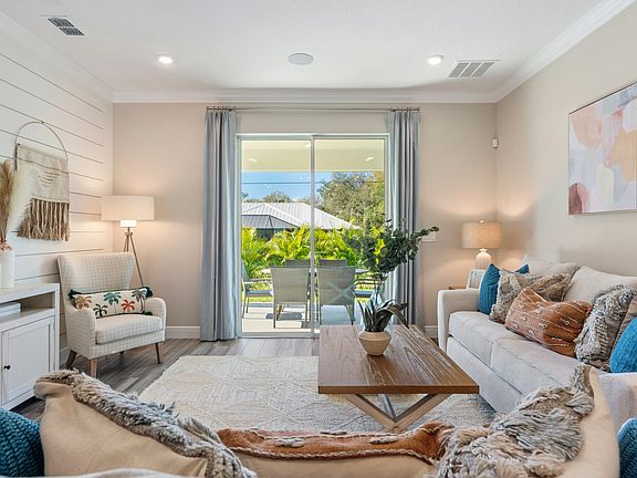 7th image of this home