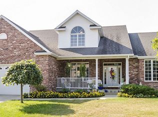 3804 Fielding Dr, Springfield, IL 62711