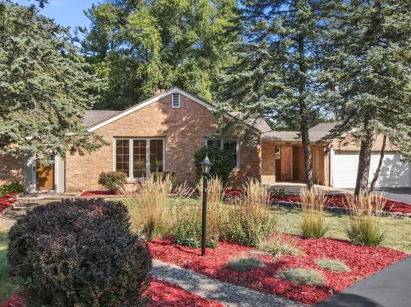 13730 Tremont STREET, Brookfield, WI 53005