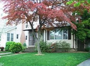 440 Abbott Ave, Ridgefield, NJ 07657