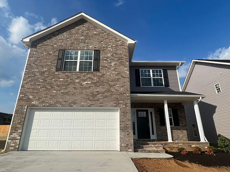 4864 Stoneyhurst Ln — Photo 1