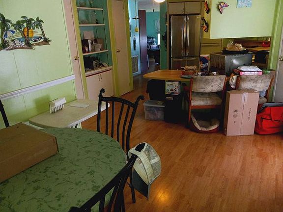 5th image of 4209 70th Ln N #1043