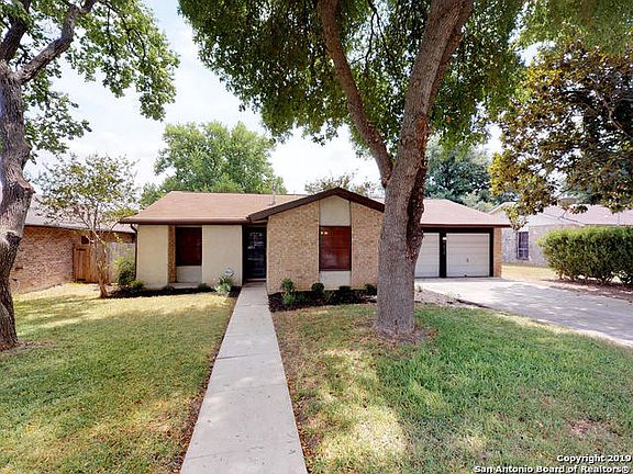 3rd image of 7410 Leafy Hollow Ct
