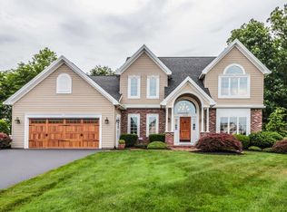 139 Collenton Dr, Rochester, NY 14626