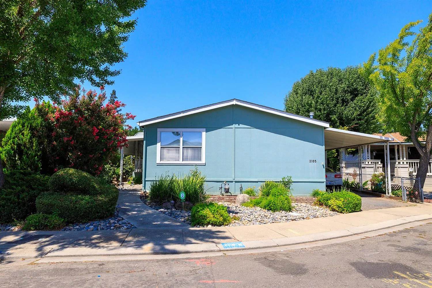 2105 Key West Ln photo 1