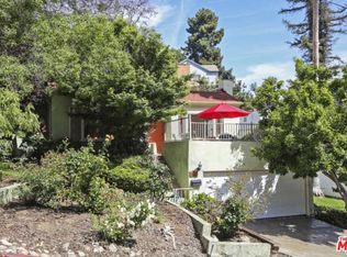 1536 Columbia Dr, Glendale, CA 91205