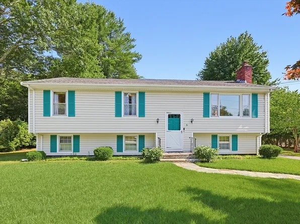 5 Nelson St, Attleboro, MA 02703