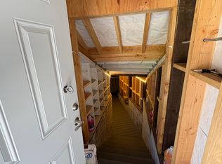 21653 Donner Pass Rd #B, Soda Springs, CA 95728