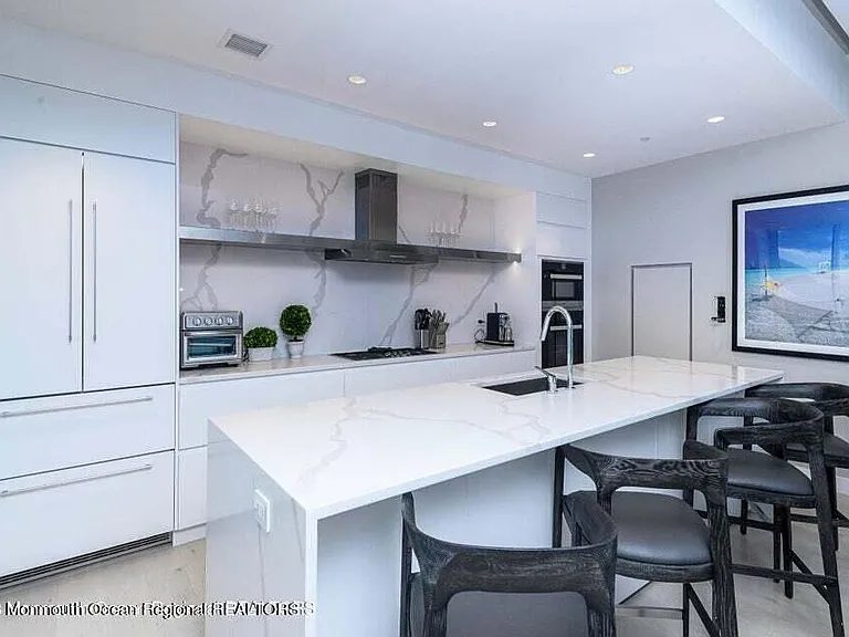 1101 N Ocean Ave #902 — Photo 10