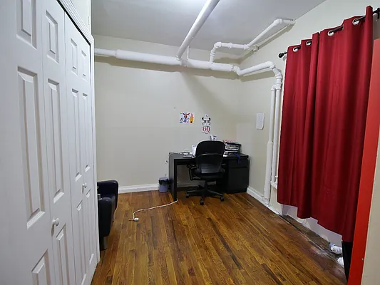 Rented by Julianna Realty Corp | media 11