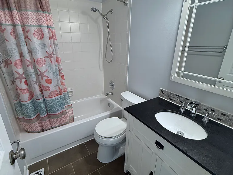 884 Dandridge Ct — Photo 15
