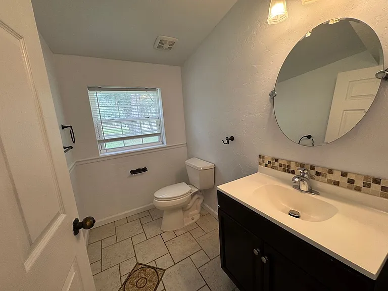 715 E Plymouth Ave — Photo 10