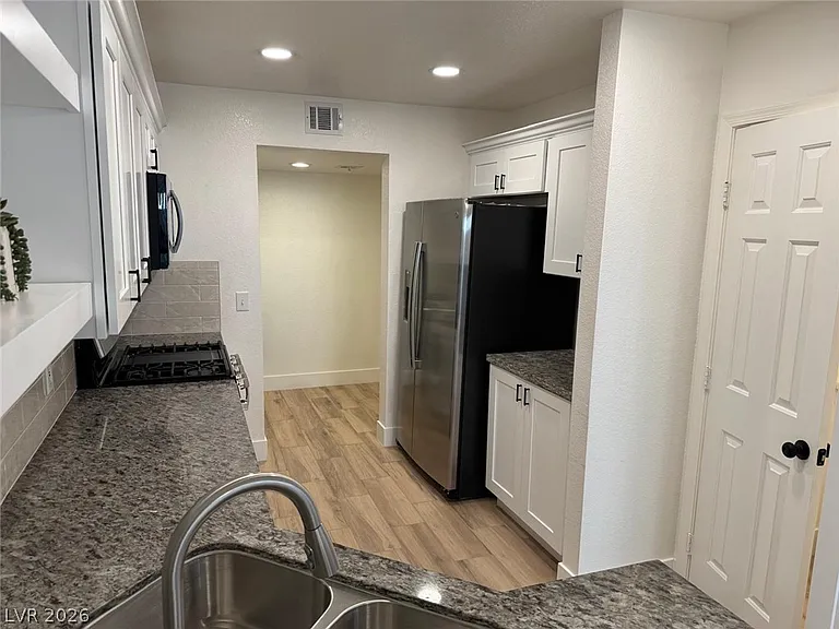8075 Teresita Ave — Photo 13