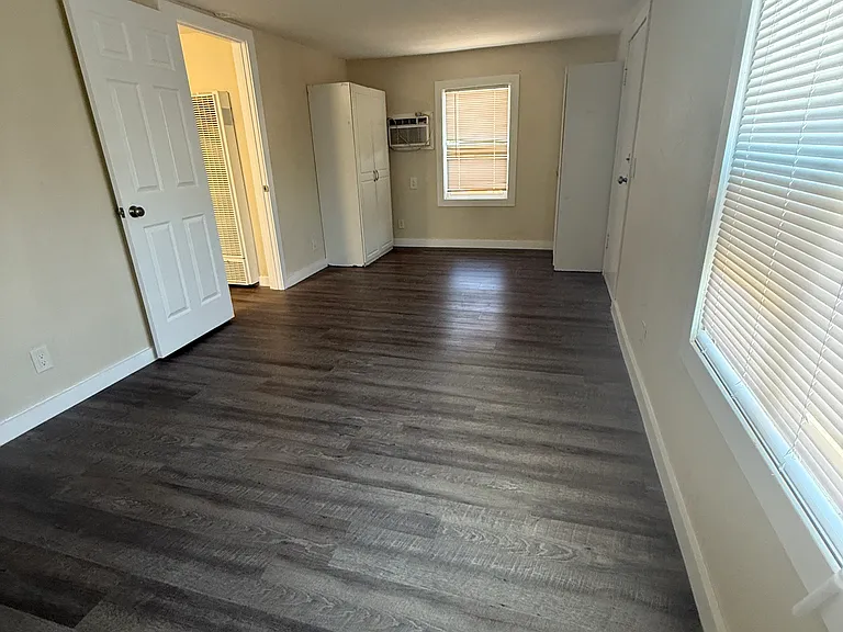34 Adelaide Dr #1 — Photo 5