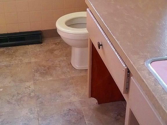 2nd image of 14630 Kentucky Ave #3BR