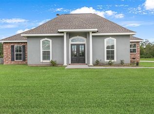 48061 River Rd, Hammond, LA 70401