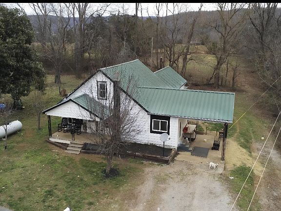 4th image of 427 Smith Chapel Rd