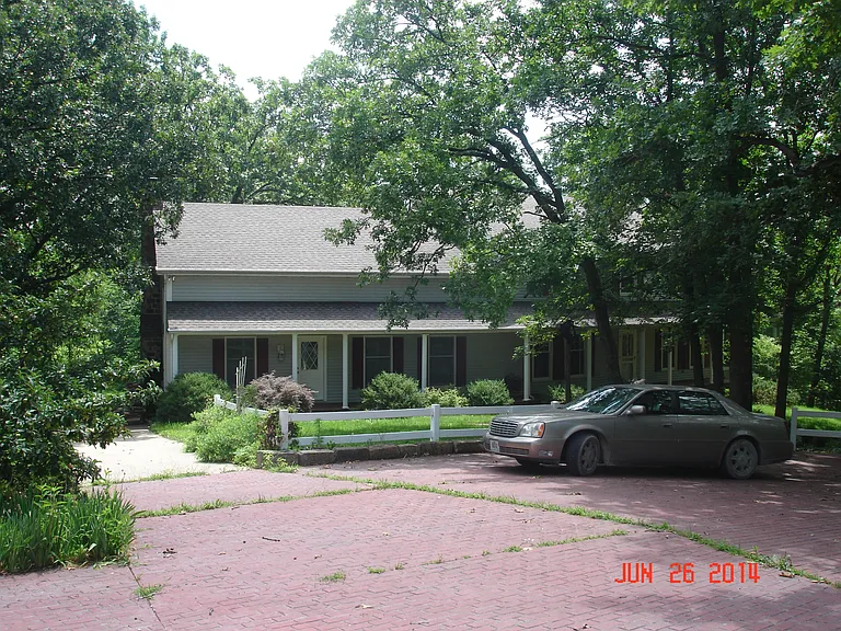 530 SE 325th Rd — Photo 1