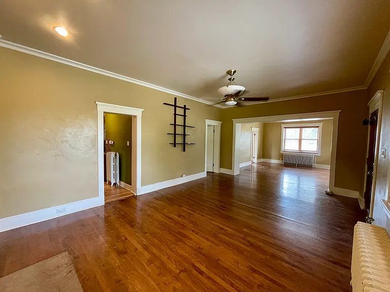 502 N 200 W — Photo 8