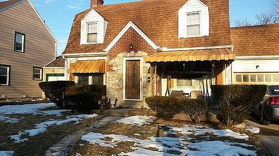 1st image of 2416 Elsmere Ave