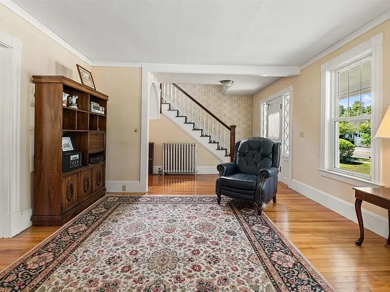 20 Stark Ave — Photo 7