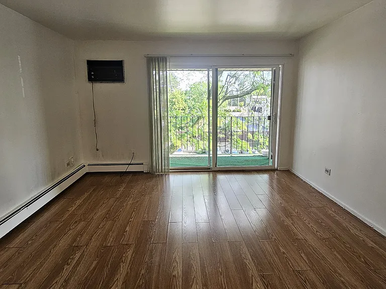 675 Heritage Dr #306 — Photo 6