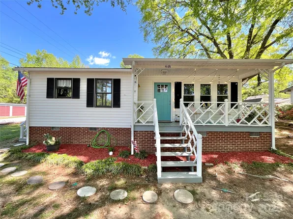 903 Lakeview St, Kannapolis, NC 28083