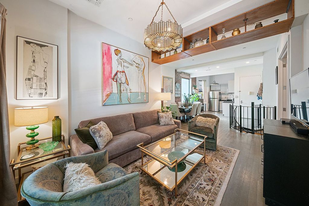 156 Pulaski St APT 1C, Brooklyn, NY
