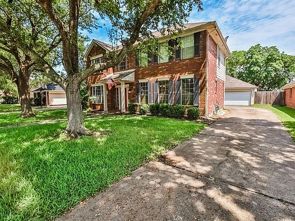 3rd image of 2922 Meadow Brook Dr