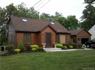 58 Hodson Rd, Orchard Park, NY 14127