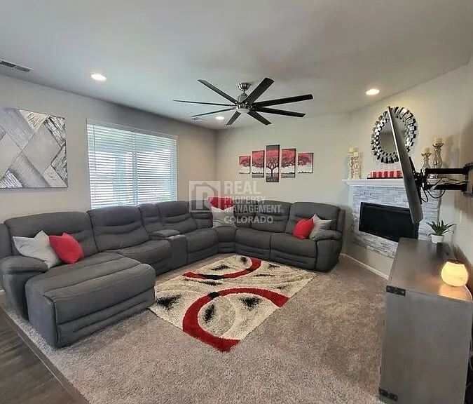 16175 Alberta Dr — Photo 2