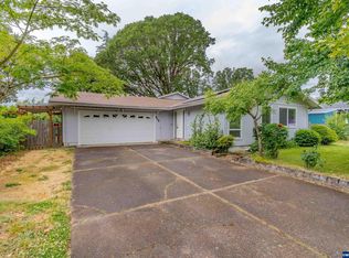909 N Sitka Ave, Newberg, OR 97132