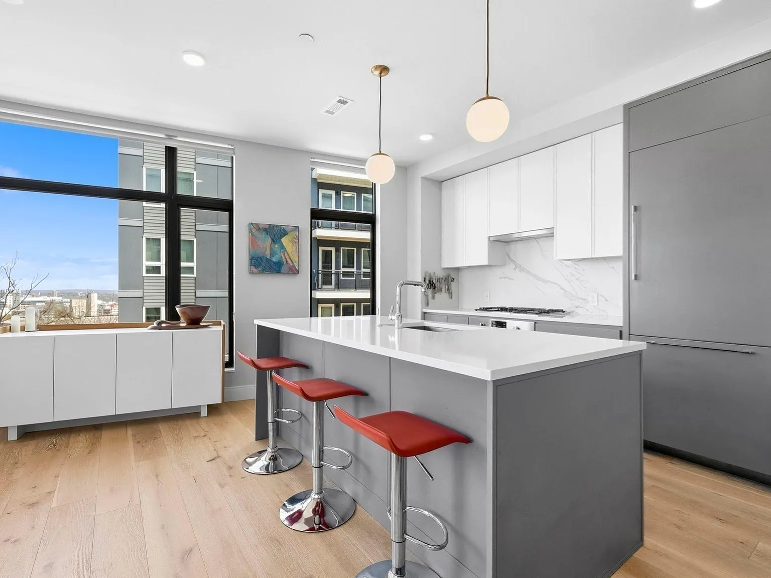 2 bed, 1018 sqft, $4,400 — Photo 3