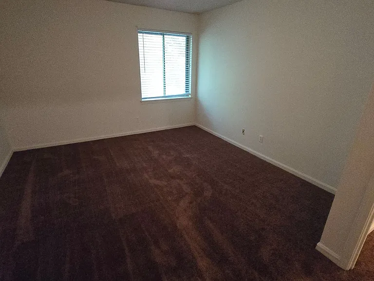 109 Thornwell Ct #G — Photo 13