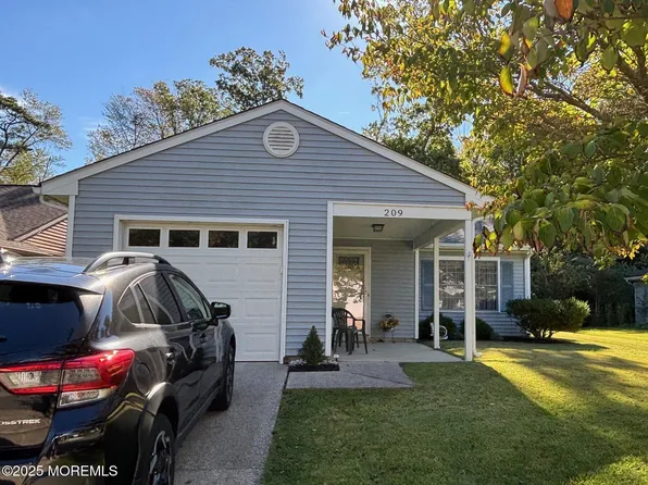 209 Lexington Drive, Little Egg Harbor, NJ 08087