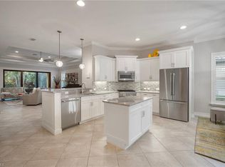 6589 Roma Way, Naples, FL 34113