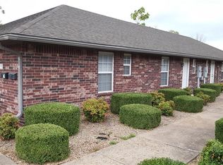 603 SW C St APT 2, Bentonville, AR 72712