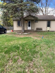 4123 Branch Rd, Flint, MI, 48506