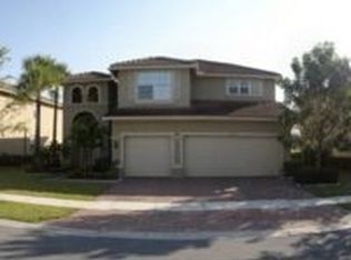 19325 Stonebrook St, Weston, FL 33332