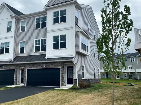 79 Becker Dr #41, Chalfont, PA 18914