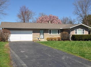 5684 Alkire Rd, Galloway, OH 43119