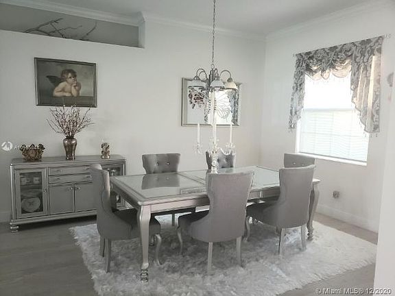 4th image of 5923 NW Carefree St