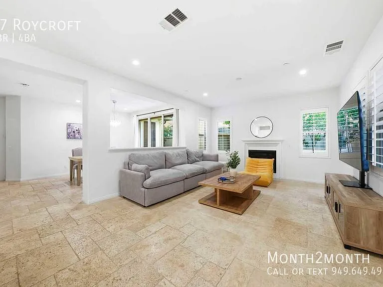 37 Roycroft — Photo 3