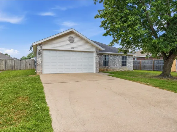 604 Bliss Cir, Centerton, AR 72719