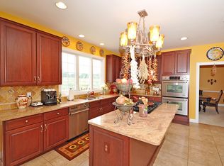 Elkrige #200, Manalapan, NJ 07726